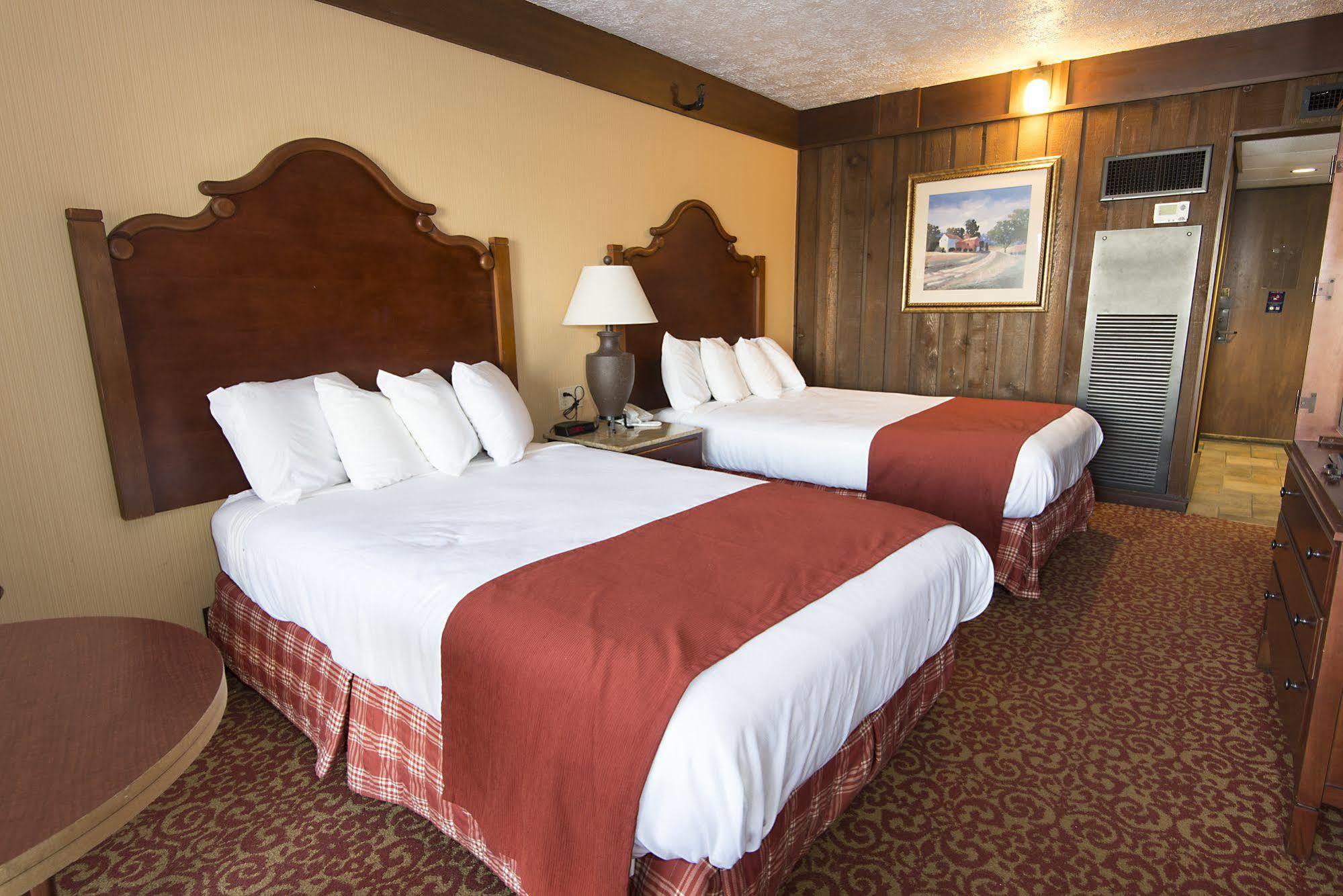 Lake Barkley State Resort Canton Exterior photo